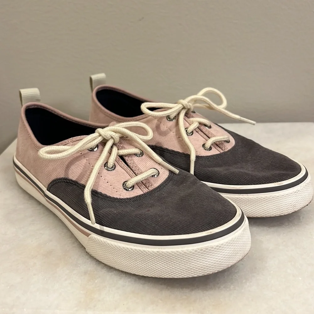 Sperry Gray & Pink Sneaker - Picture 2 of 5